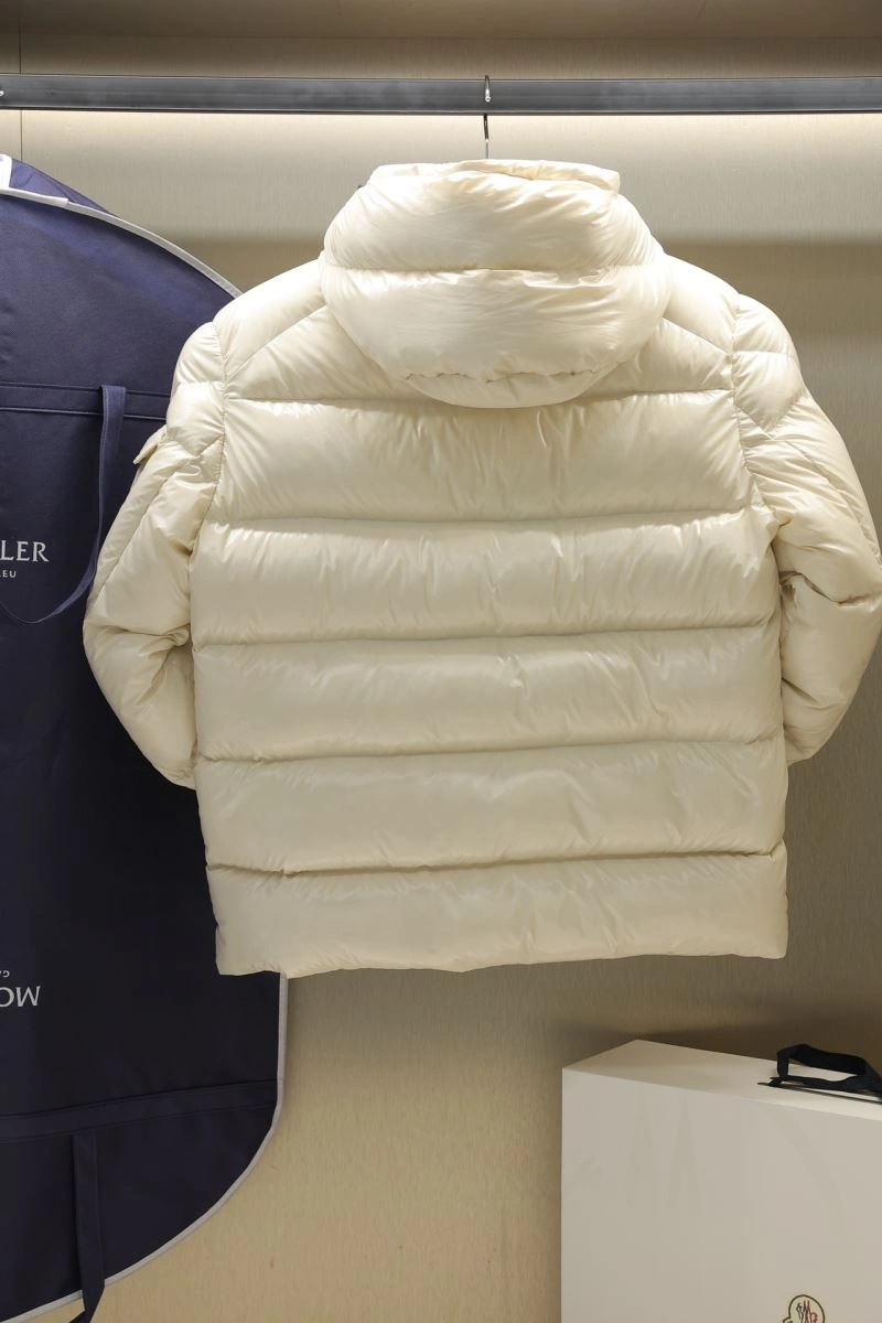 Cozy Moncler Down Jackets 143948