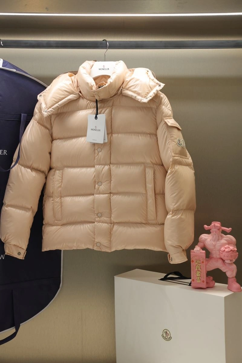 Moncler Down Jackets ModernLook 143950