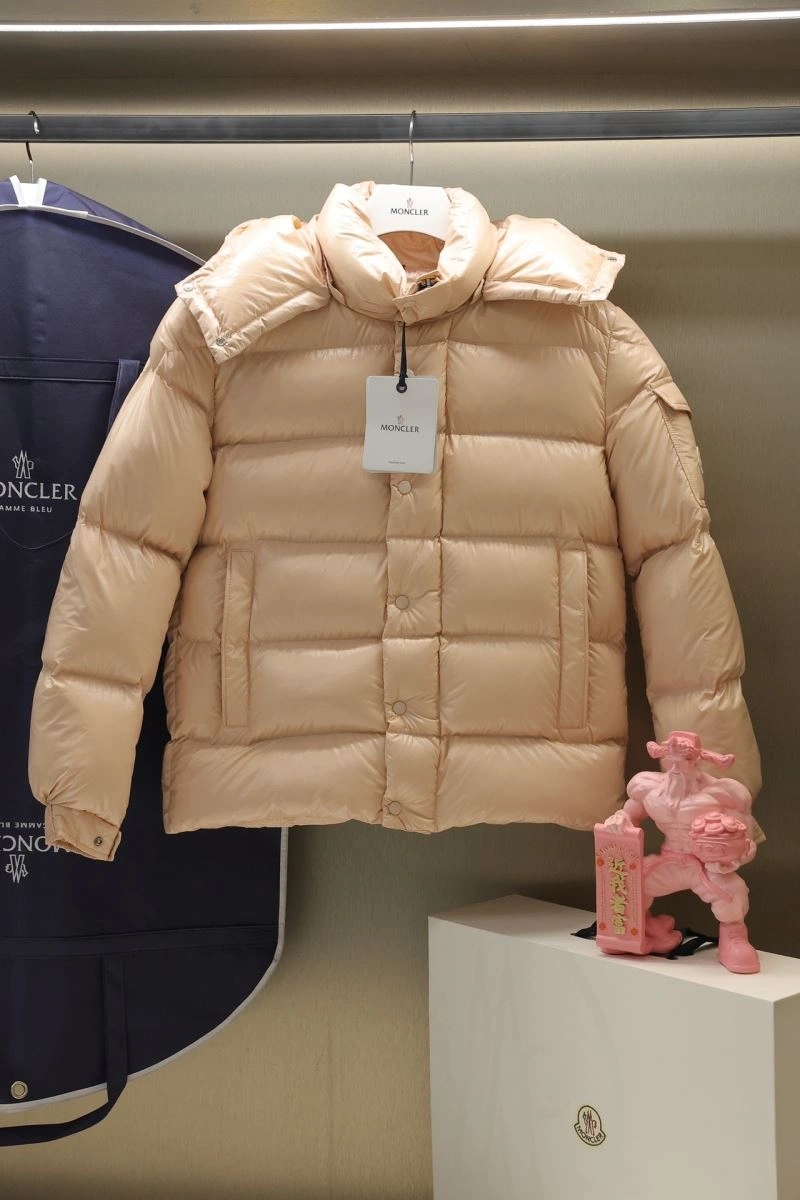 Moncler Down Jackets ModernLook 143950