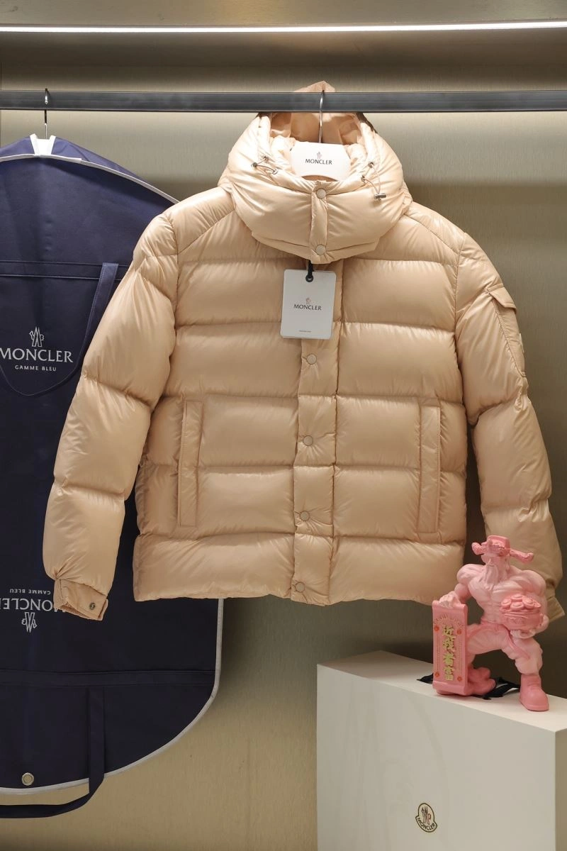 Moncler Down Jackets ModernLook 143950