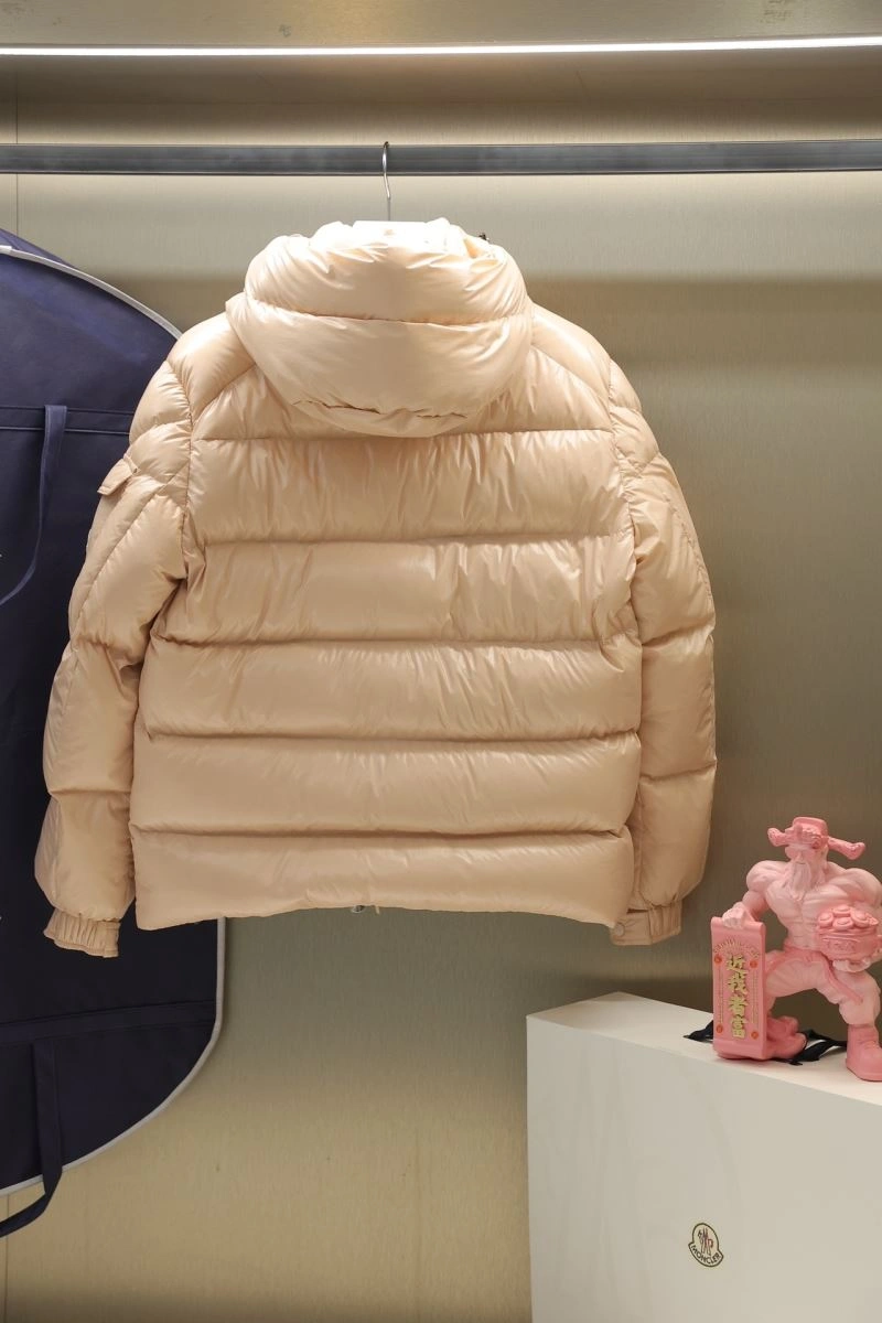Moncler Down Jackets ModernLook 143950