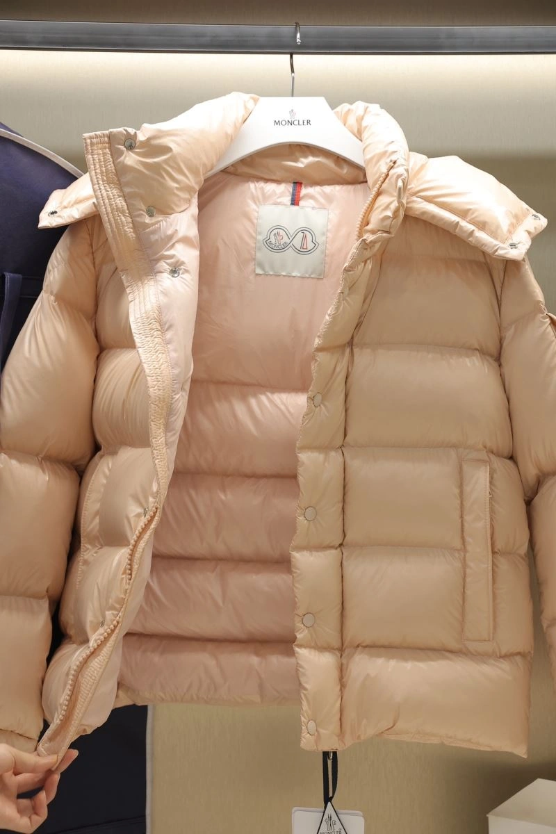 Moncler Down Jackets ModernLook 143950
