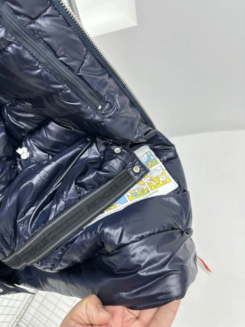SmoothTexture Moncler Down Jackets 143949