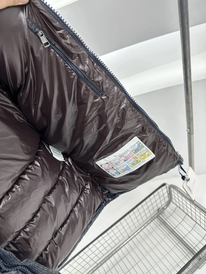 Sleek Moncler Down Jackets 143947