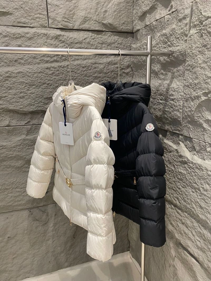 Trendsetting Moncler Down Jackets 143944