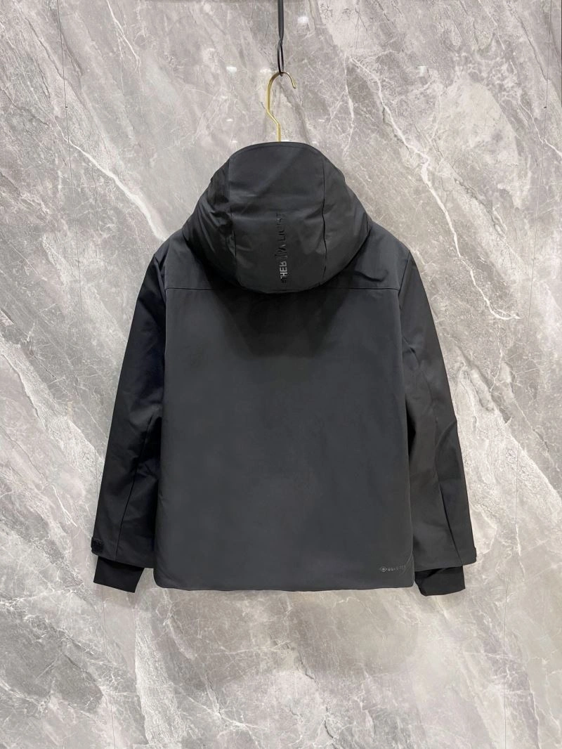 SmoothTexture Moncler Down Jackets 143940
