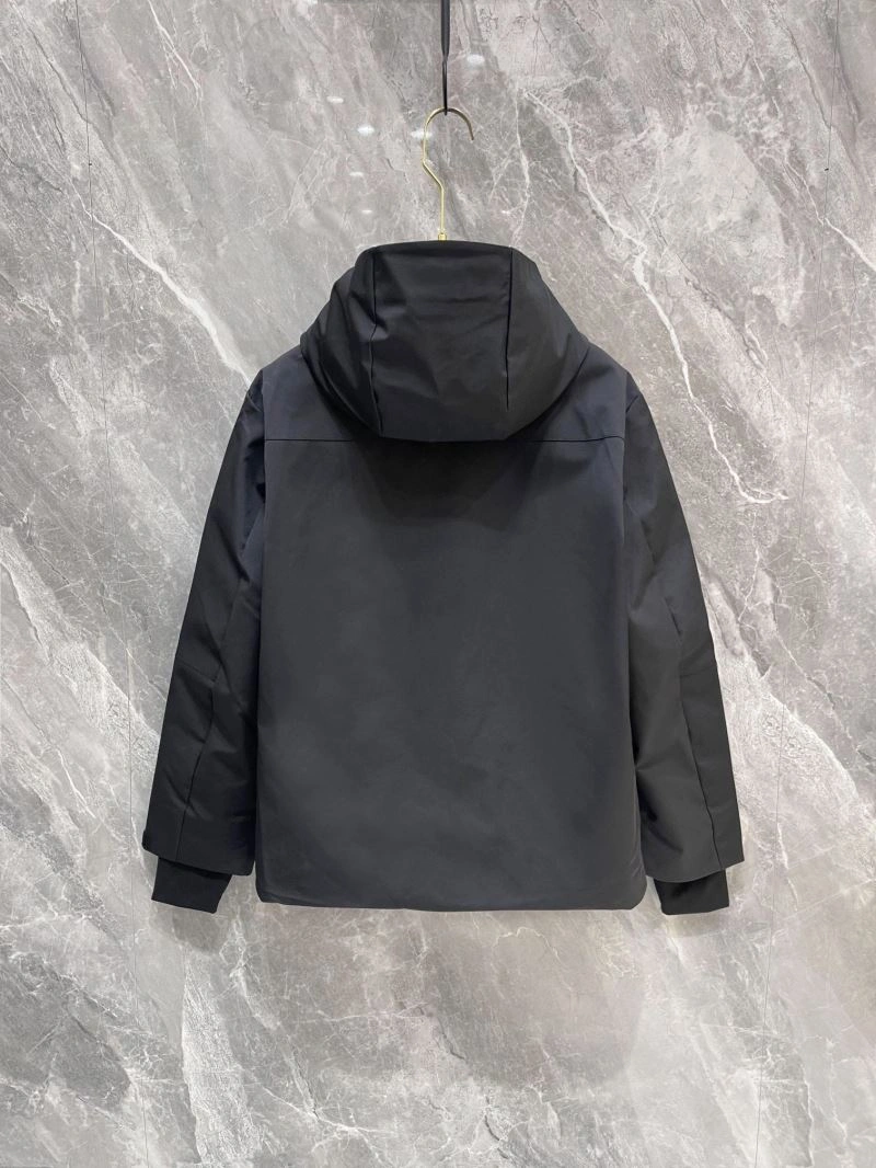 Unique Moncler Down Jackets 143932
