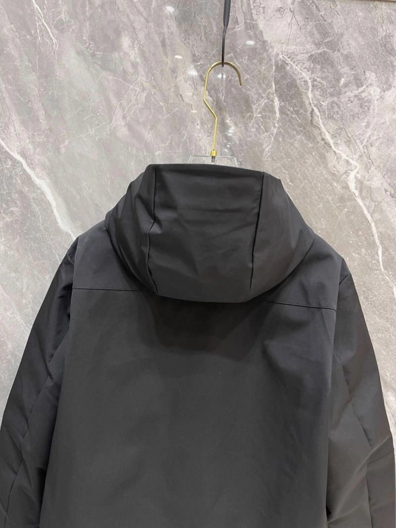 Unique Moncler Down Jackets 143932