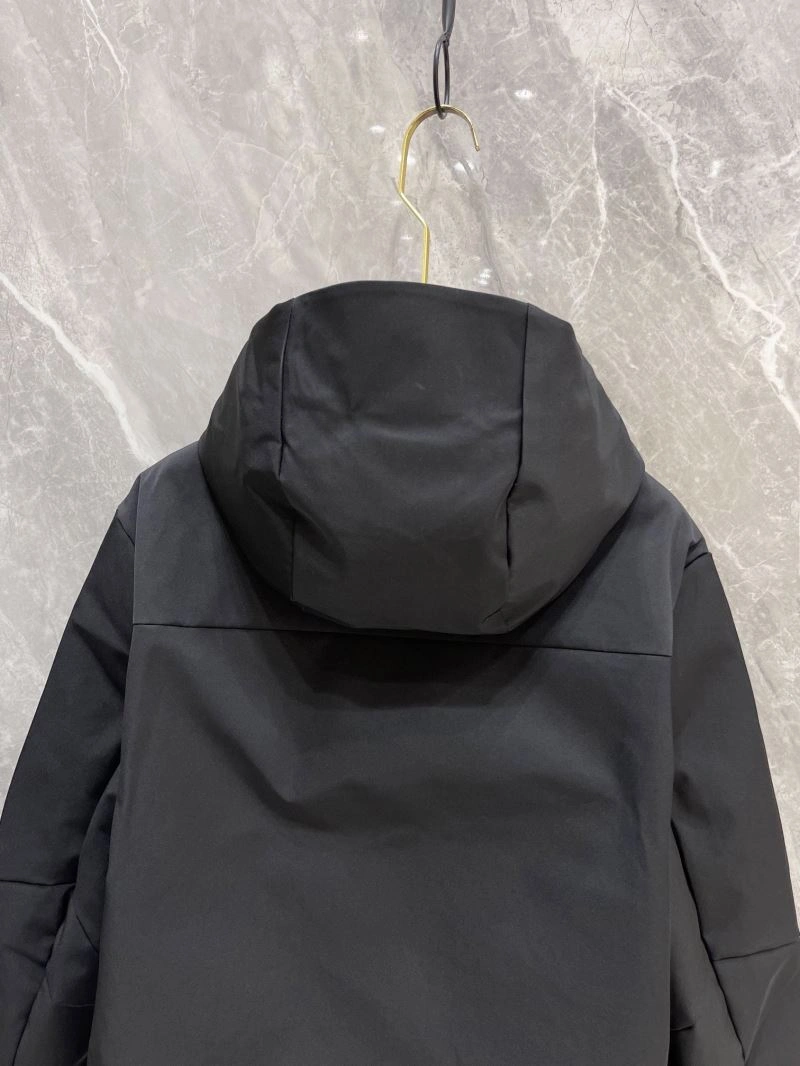 Moncler Down Jackets Timeless 143937