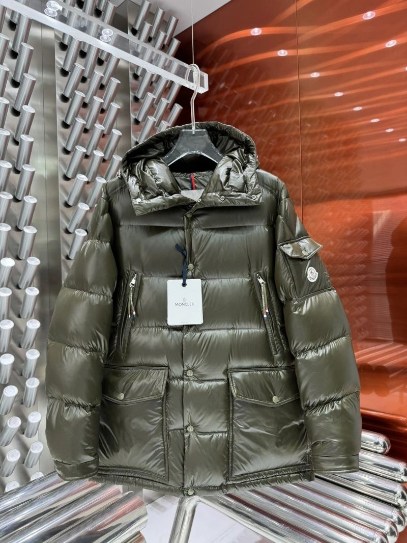Moncler Down Jackets Comfortable 143925