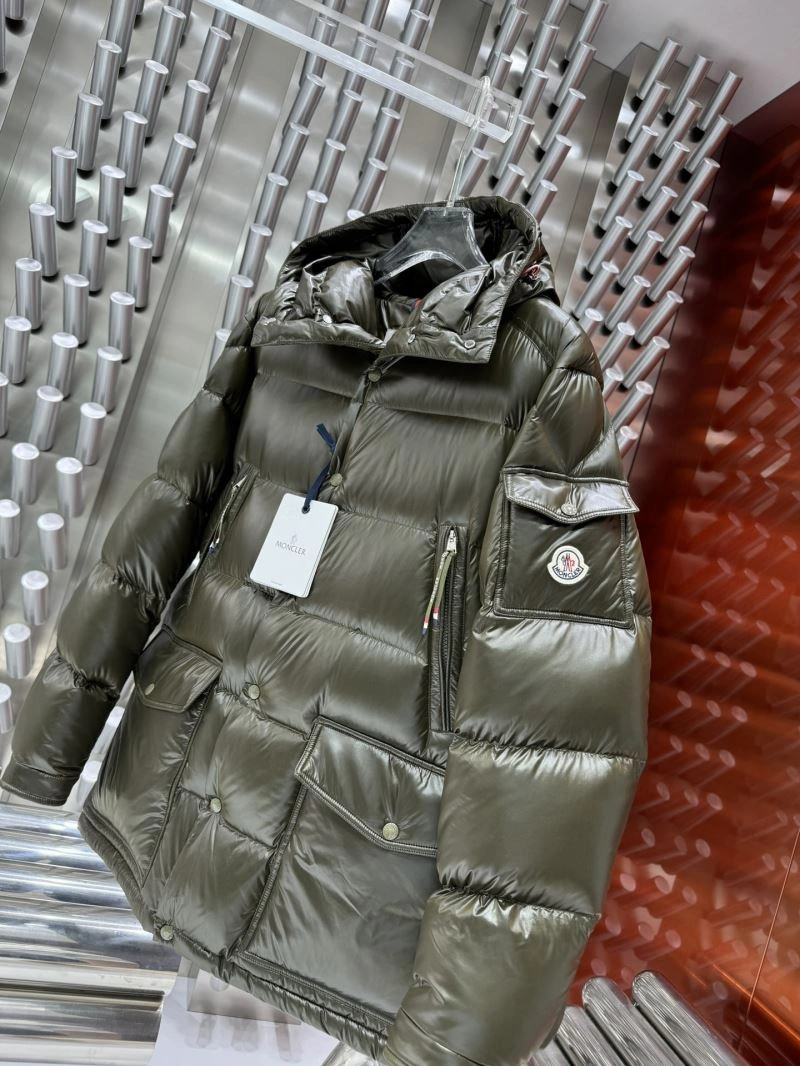 Moncler Down Jackets Comfortable 143925