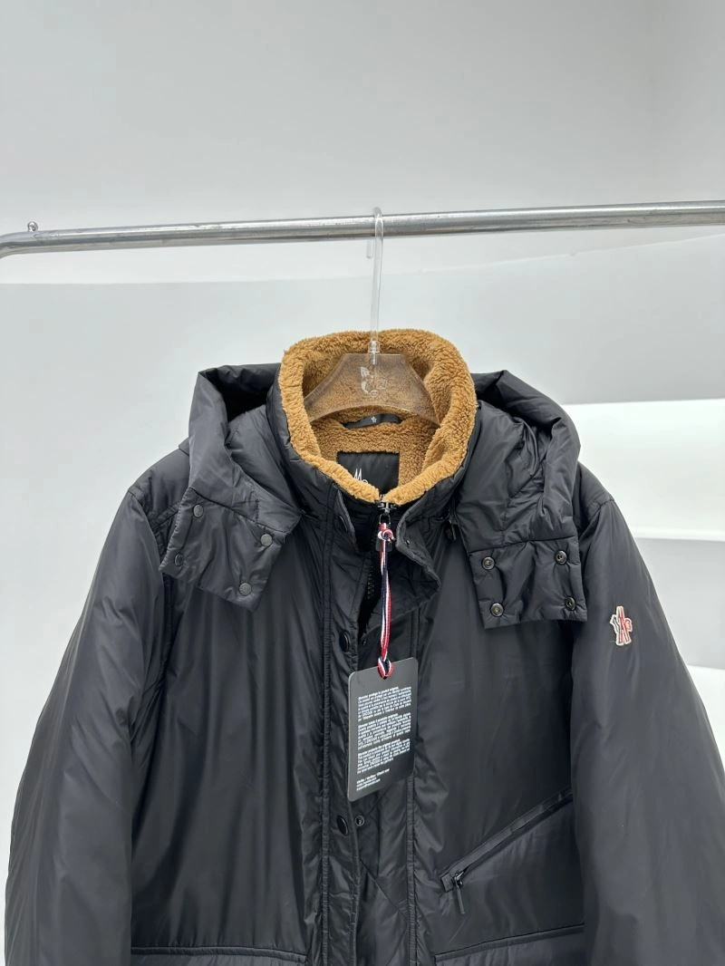 Practical Moncler Down Jackets 143927