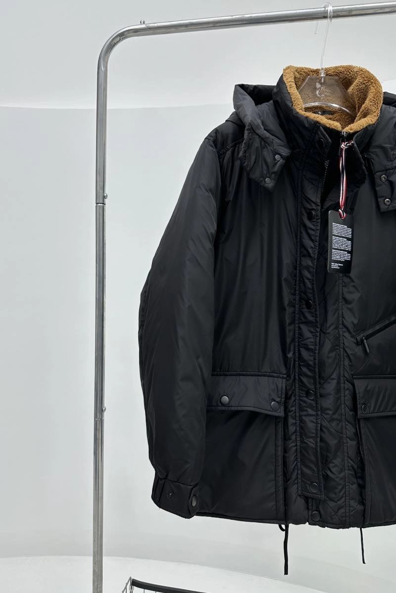 Practical Moncler Down Jackets 143927