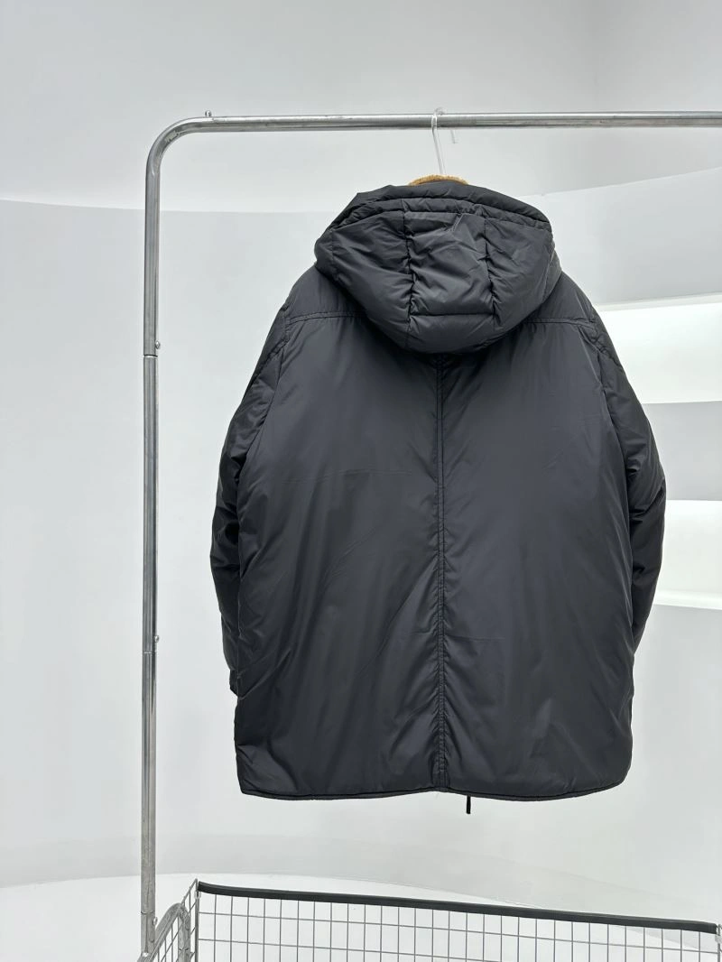 Practical Moncler Down Jackets 143927