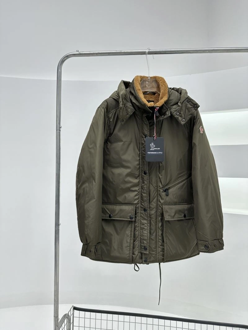 Moncler Down Jackets Elegant 143933