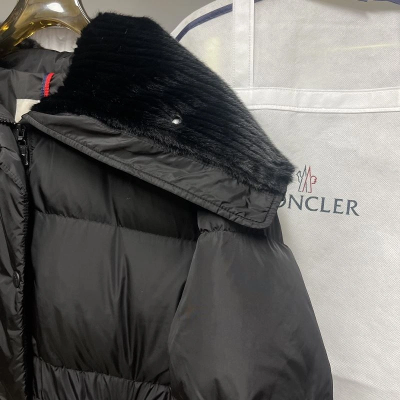 Moncler Down Jackets FreshLook 143939