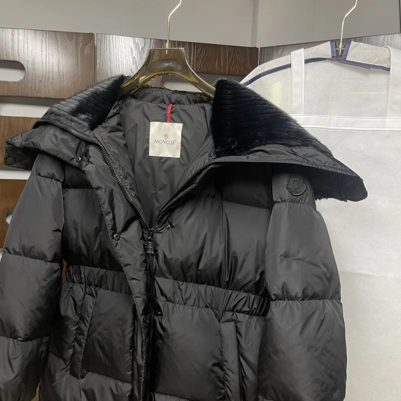 Moncler Down Jackets FreshLook 143939