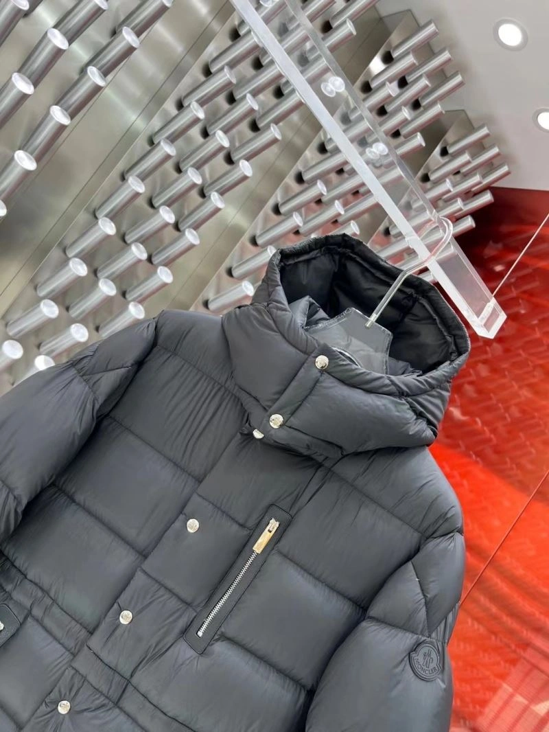 OdorResistant Moncler Down Jackets 143923