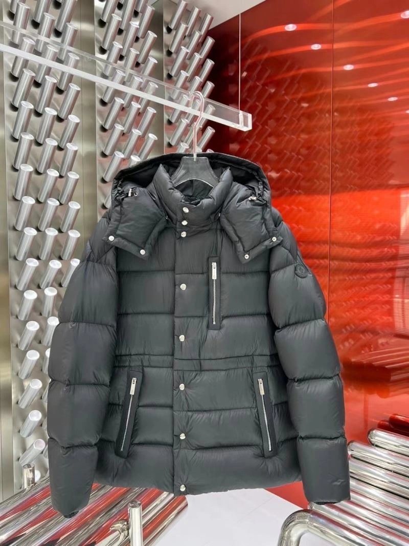 OdorResistant Moncler Down Jackets 143923