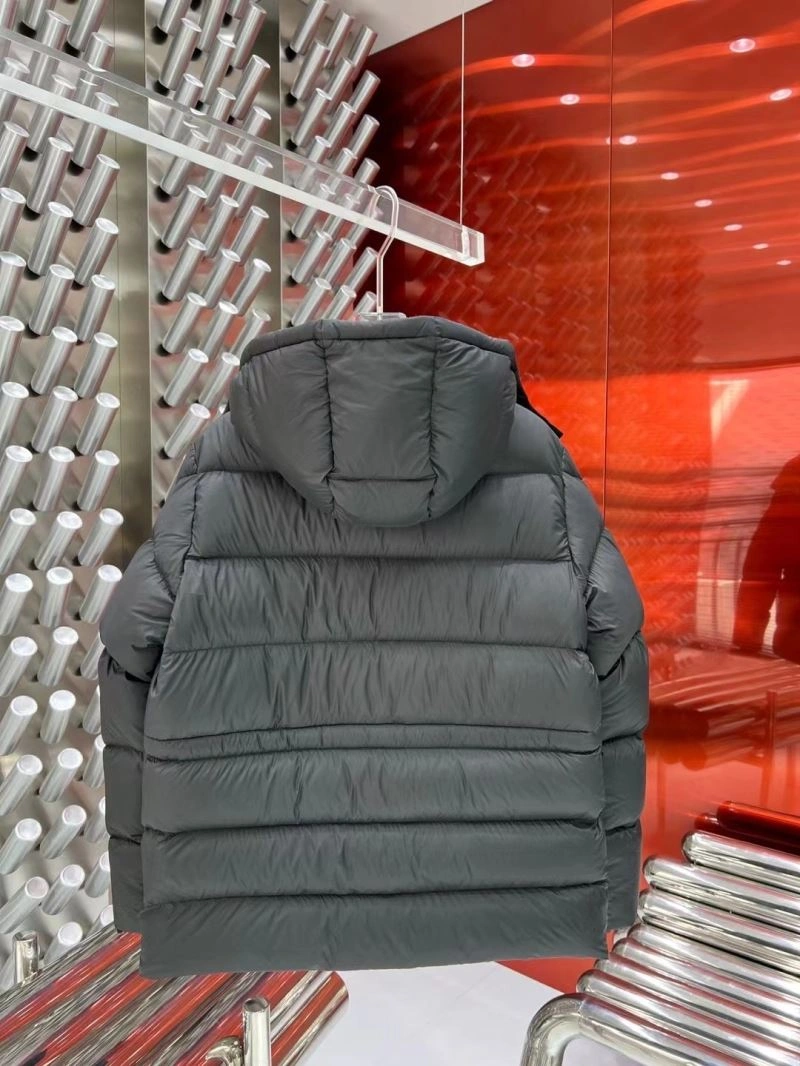 OdorResistant Moncler Down Jackets 143923
