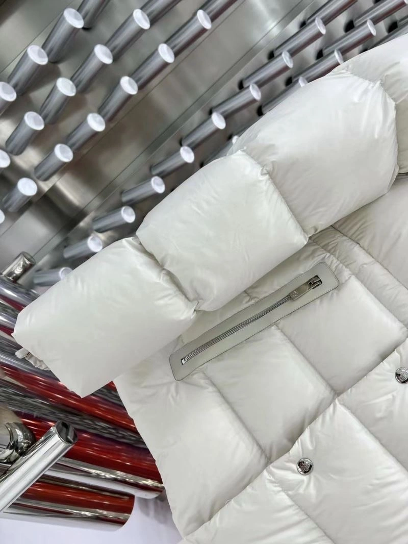 Moncler Down Jackets Practical 143926