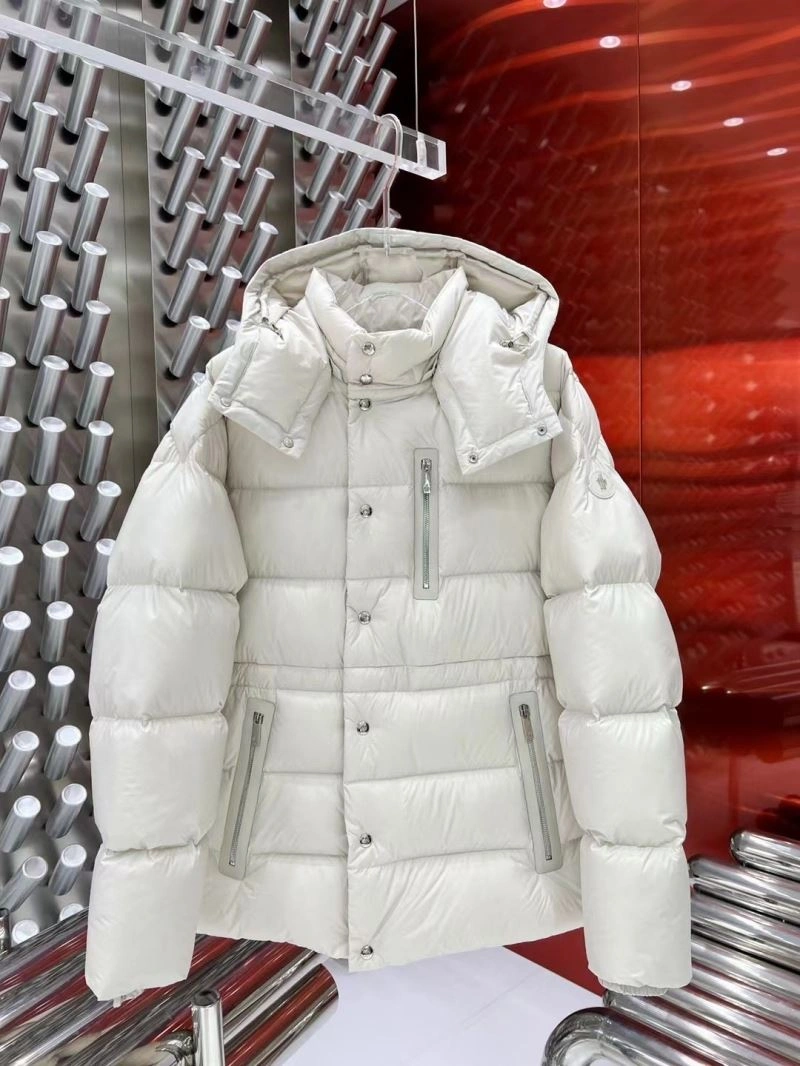 Moncler Down Jackets Practical 143926