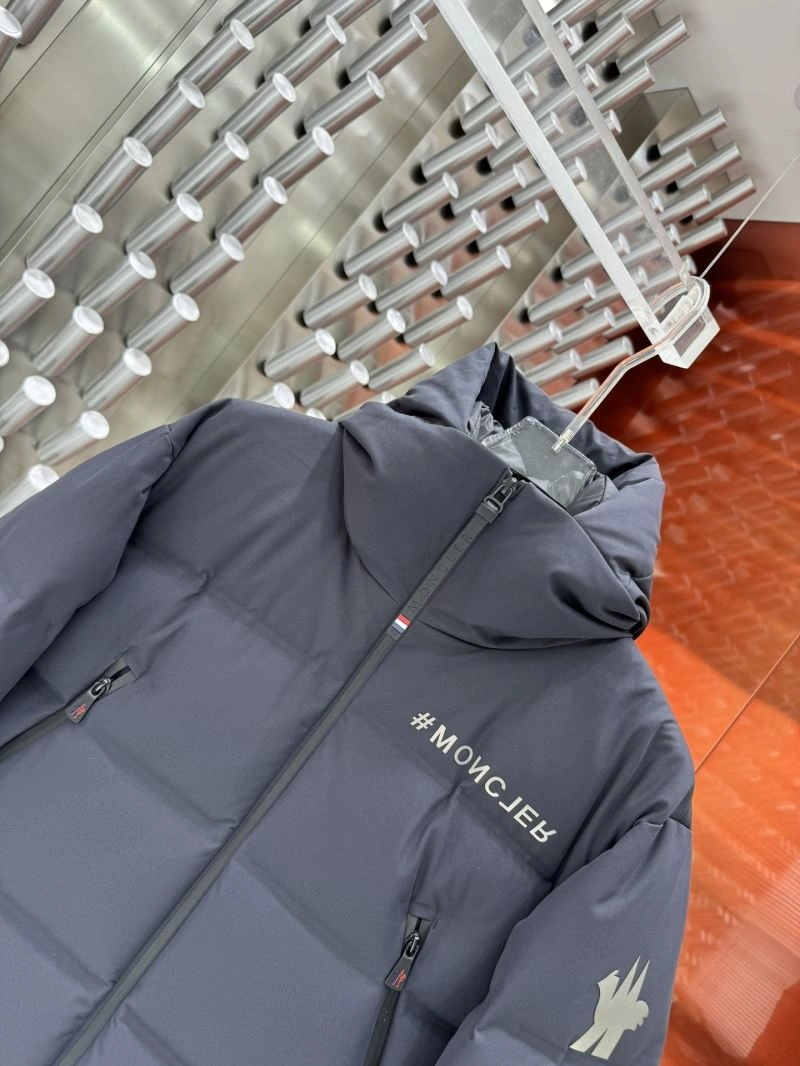 Moncler Down Jackets Colorful 143930