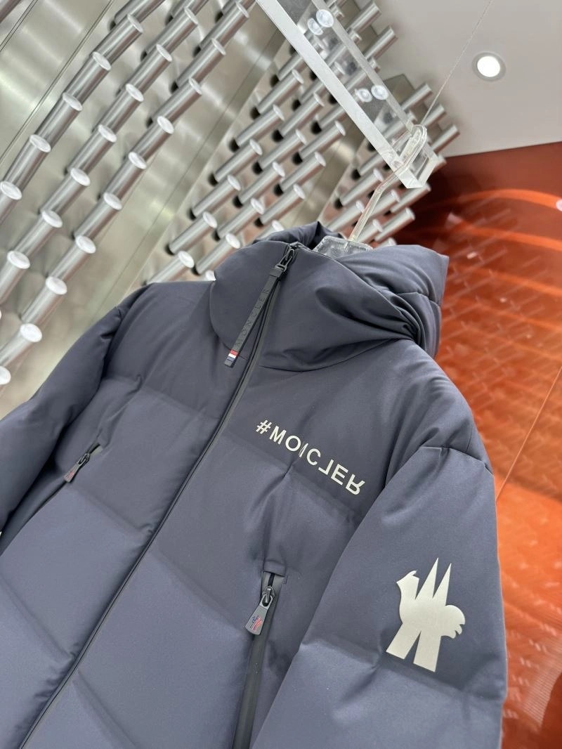 Moncler Down Jackets Colorful 143930