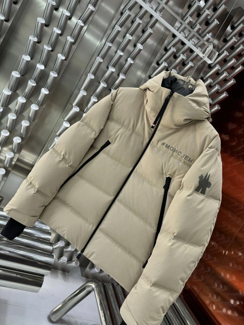 Bold Moncler Down Jackets 143935