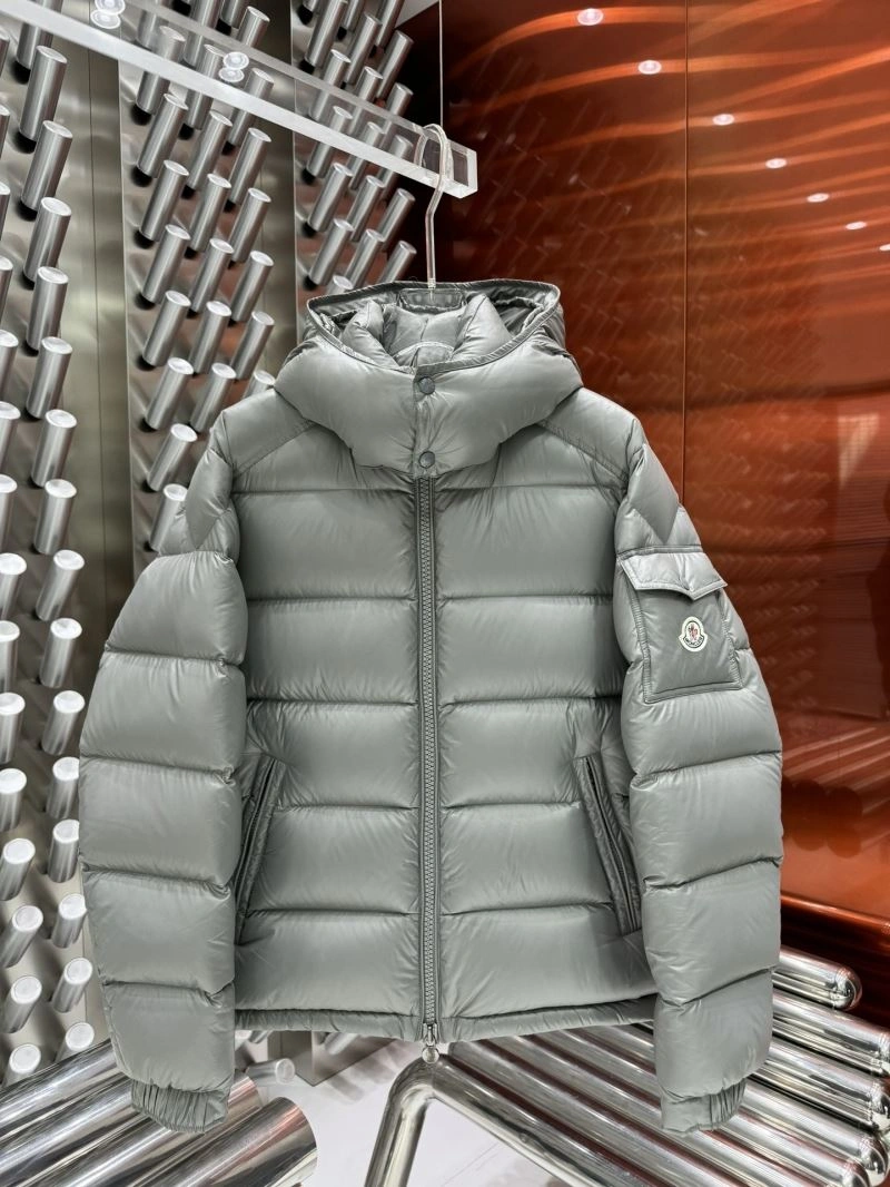 Popular Moncler Down Jackets 143918