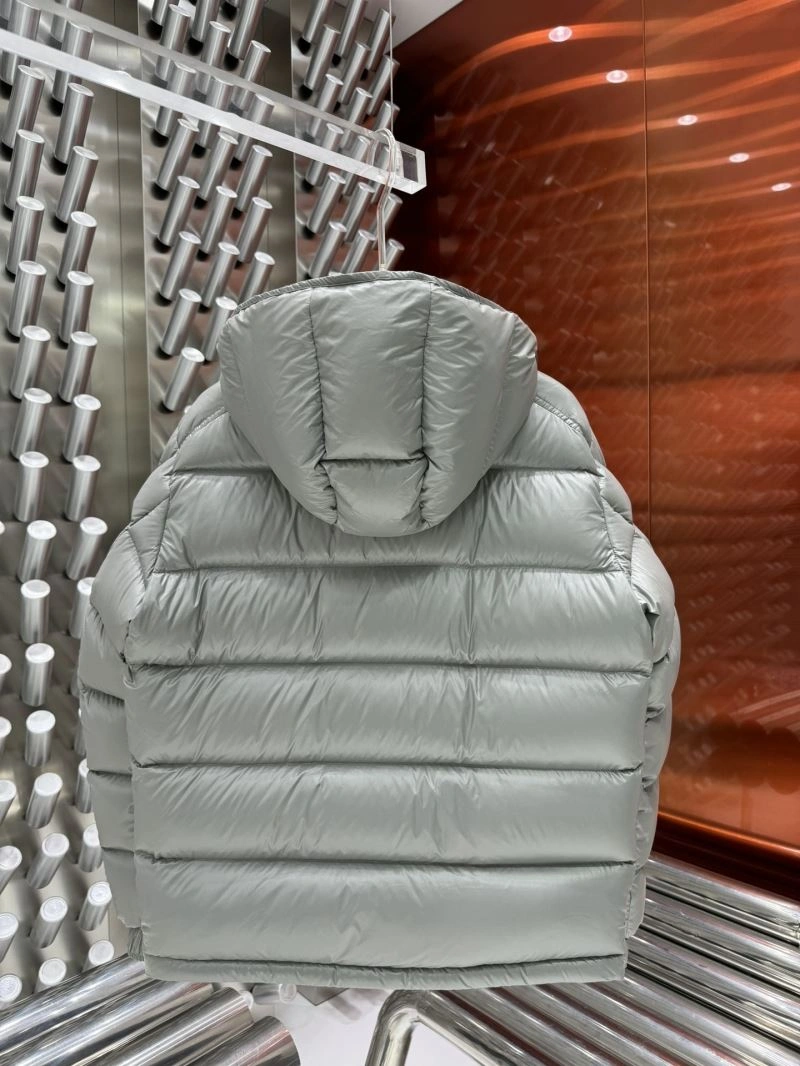 Popular Moncler Down Jackets 143918