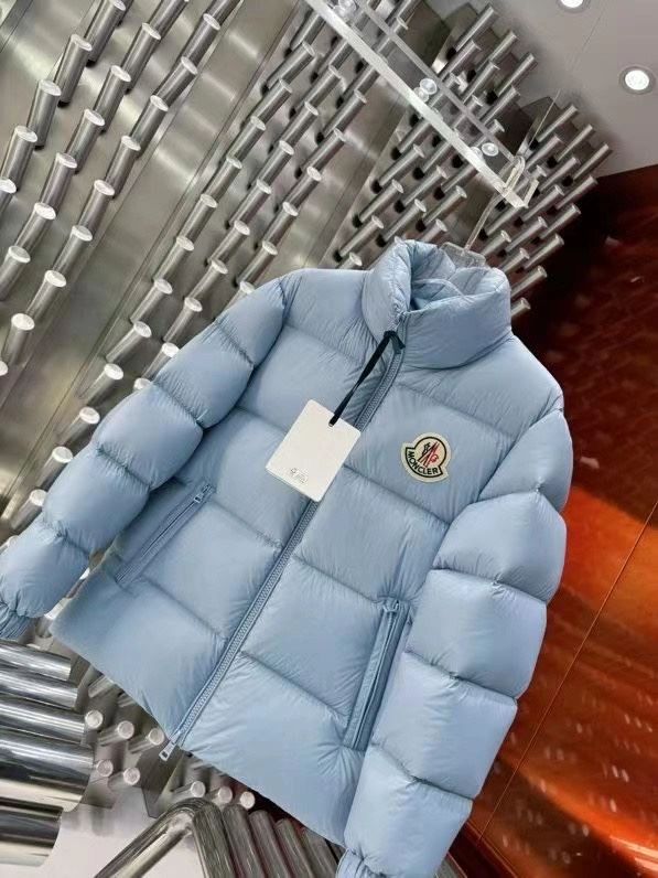 UrbanChic Moncler Down Jackets 143916