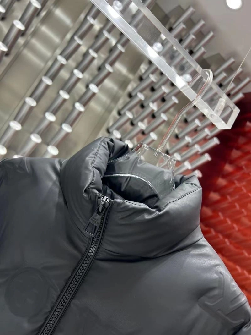 ZipUp Moncler Down Jackets 143905