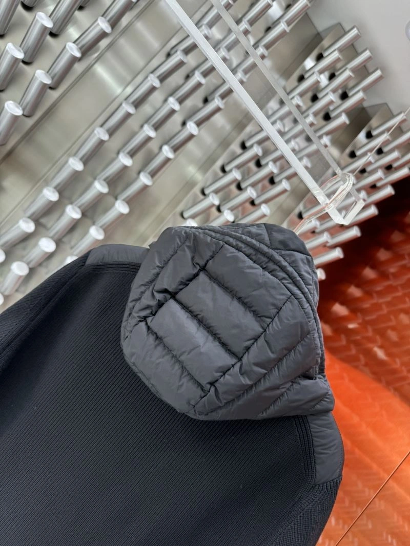 Popular Moncler Down Jackets 143903