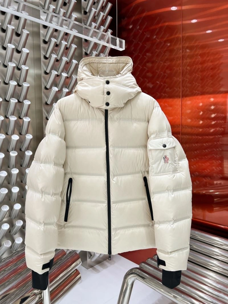 Moncler Down Jackets Seasonal 143900