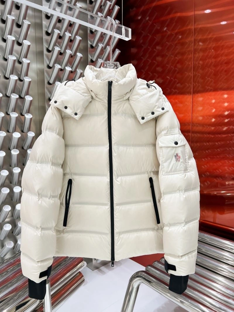 Moncler Down Jackets Seasonal 143900