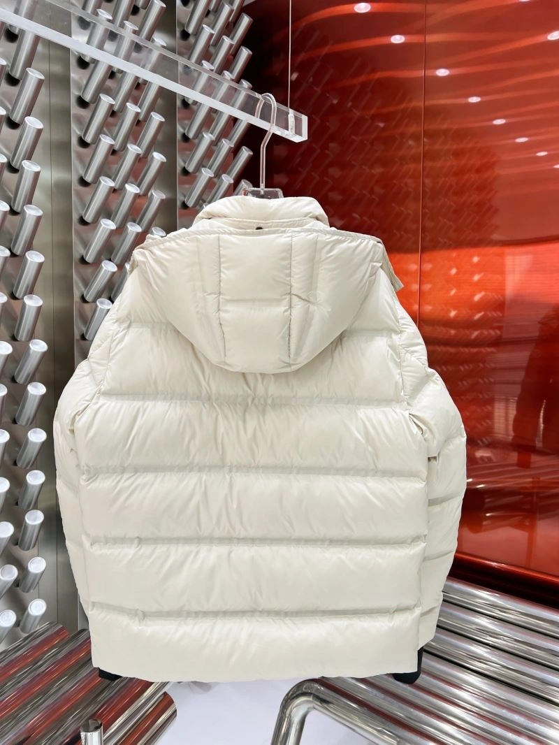 Moncler Down Jackets Seasonal 143900