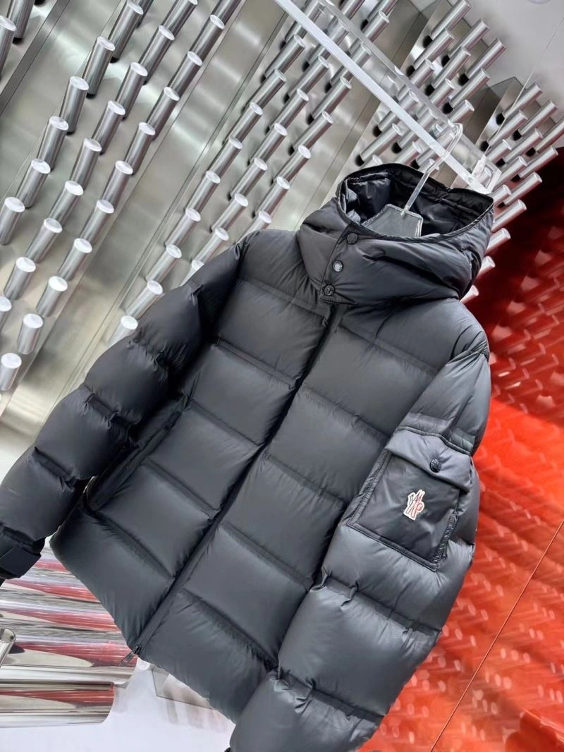 Moncler Down Jackets Thermal 143899