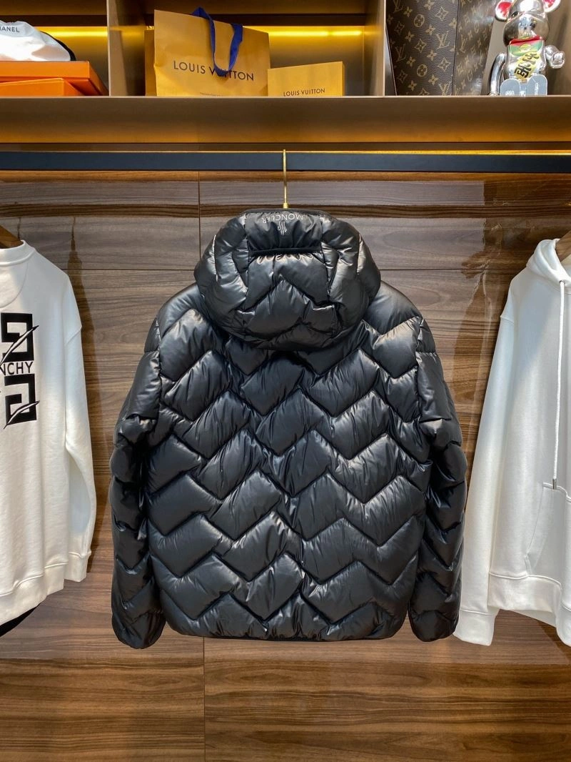 Moncler Down Jackets Cozy 143891