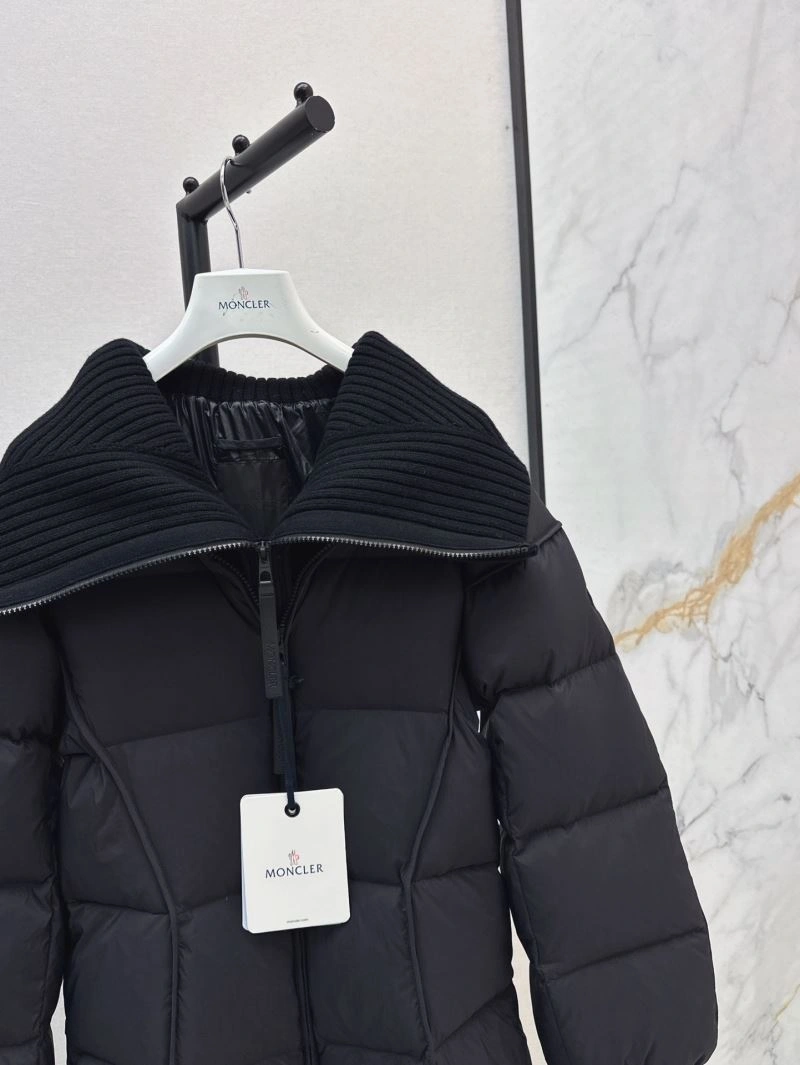 Moncler Down Jackets Minimalist 143888