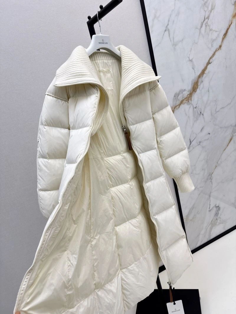 Flexible Moncler Down Jackets 143898