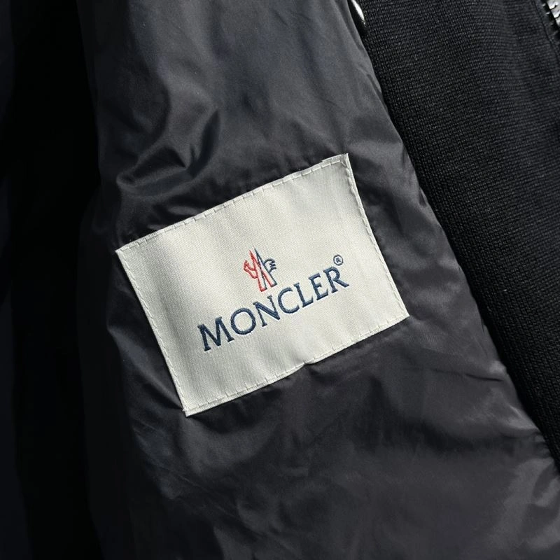 Moncler Down Jackets WeatherProof 143886