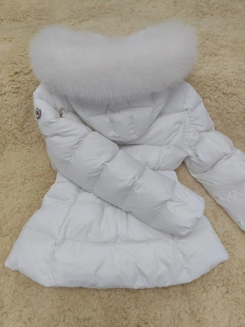 Resilient Moncler Down Jackets 143881
