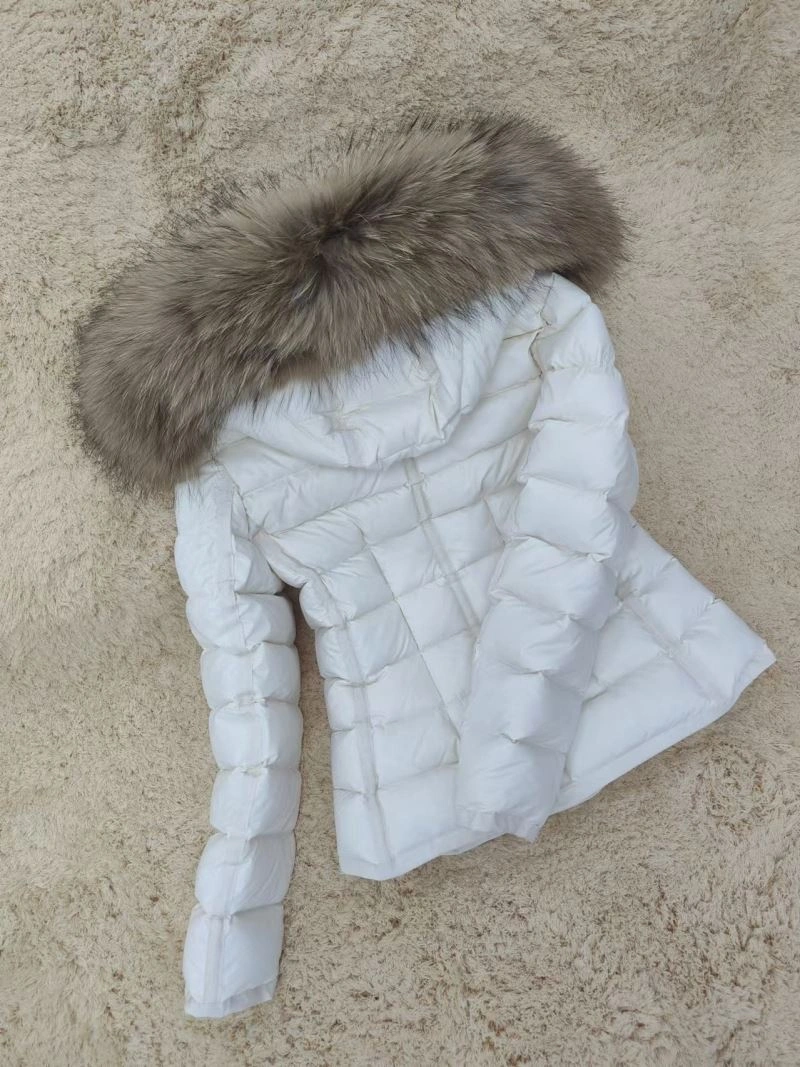 Moncler Down Jackets SmoothTexture 143879