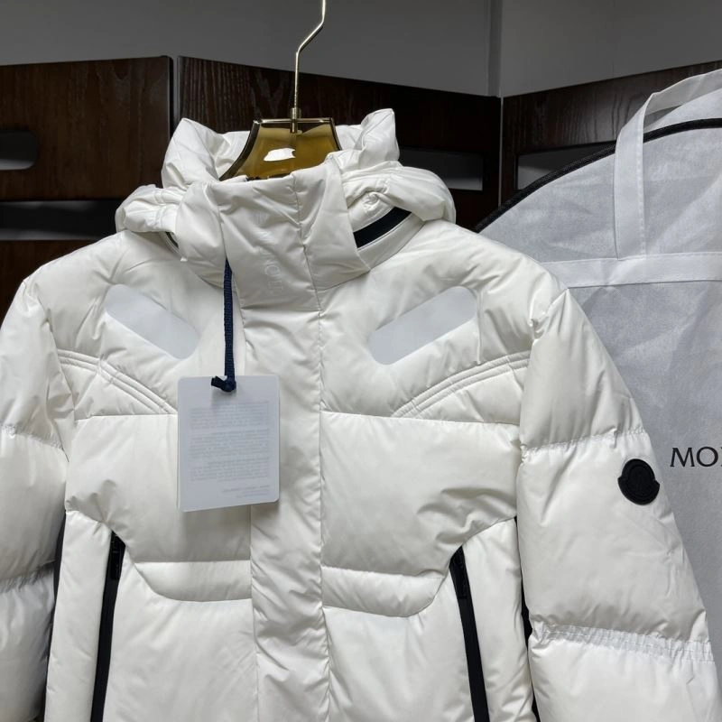Moncler Down Jackets ModernLook 143897