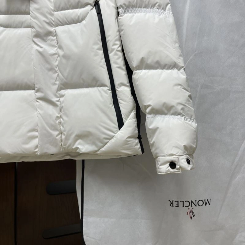 Moncler Down Jackets ModernLook 143897