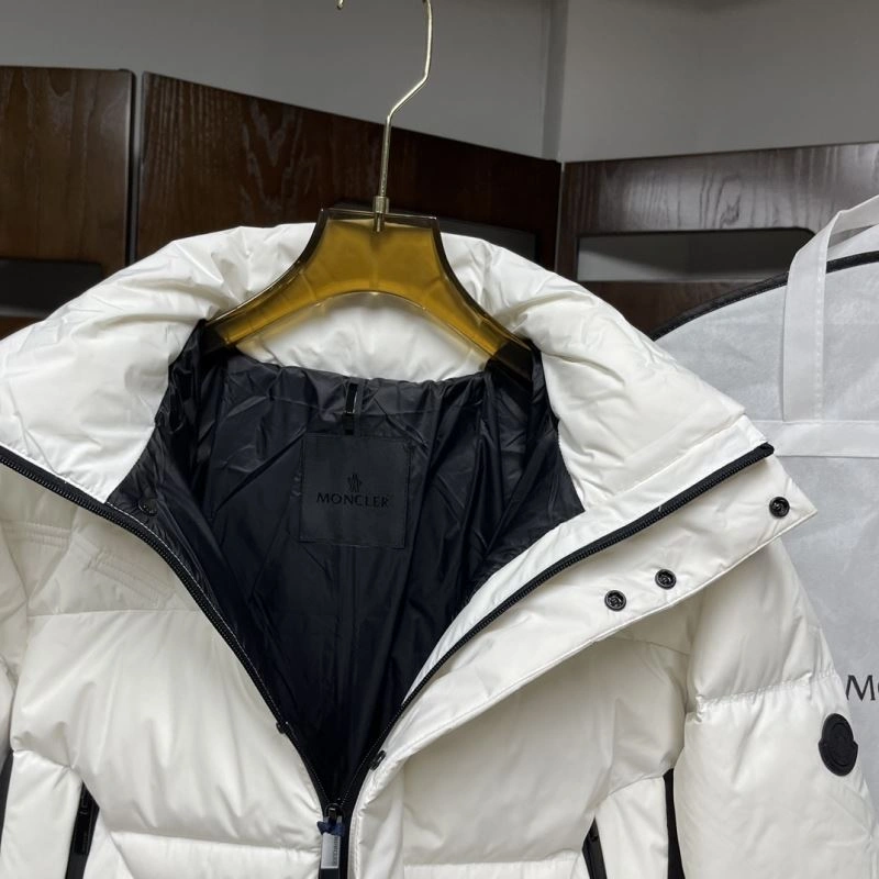 Moncler Down Jackets ModernLook 143897