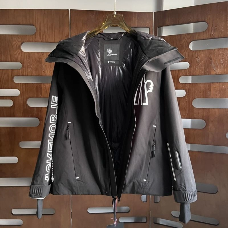 Resilient Moncler Down Jackets 143878