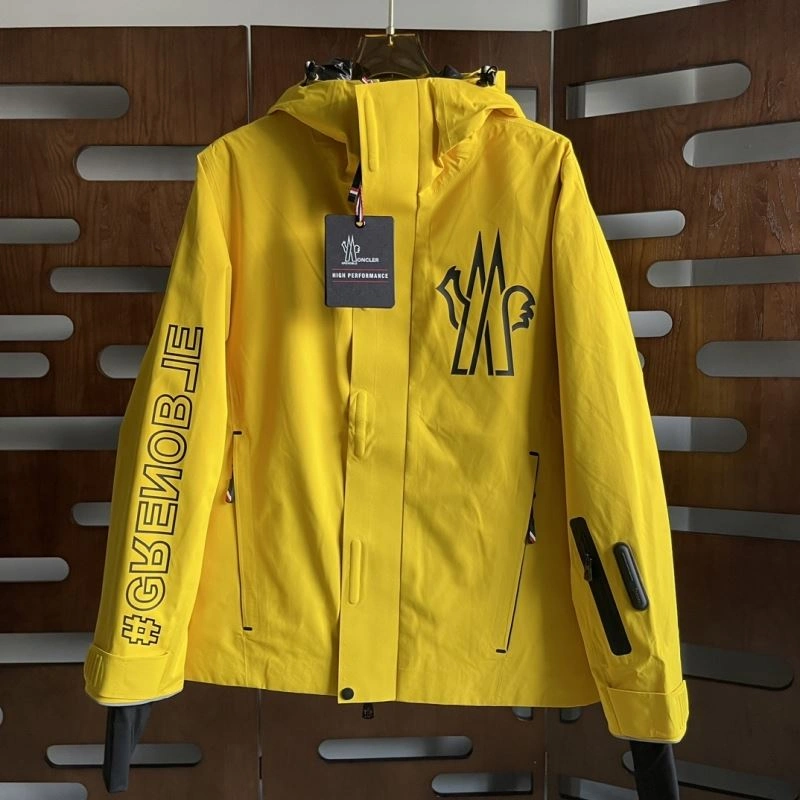 Versatile Moncler Down Jackets 143884