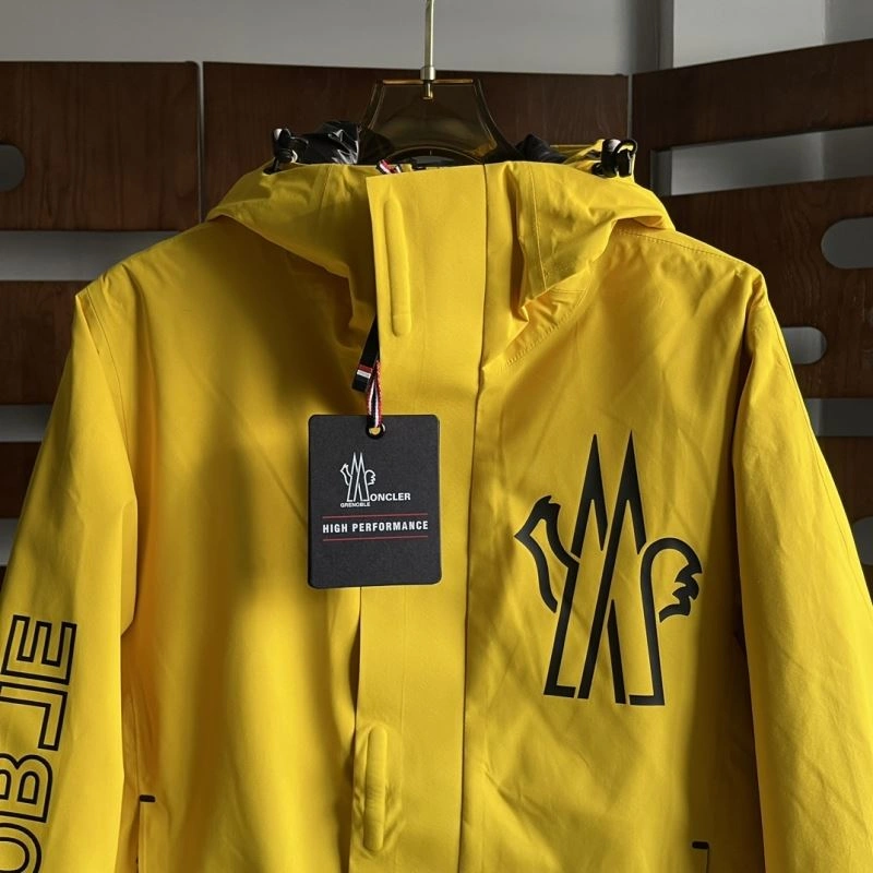 Versatile Moncler Down Jackets 143884